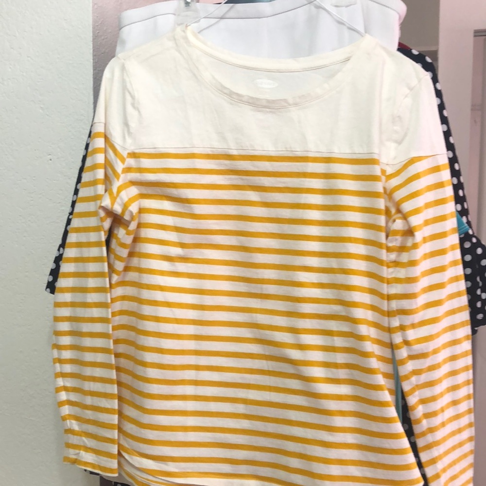 Old Navy long sleeve shirt
